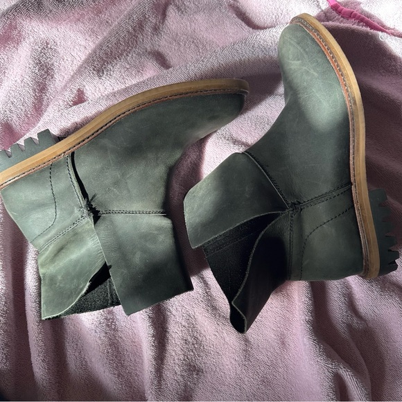 Kelsi Dagger Brooklyn Borough Boots Size 6 - Picture 5 of 5